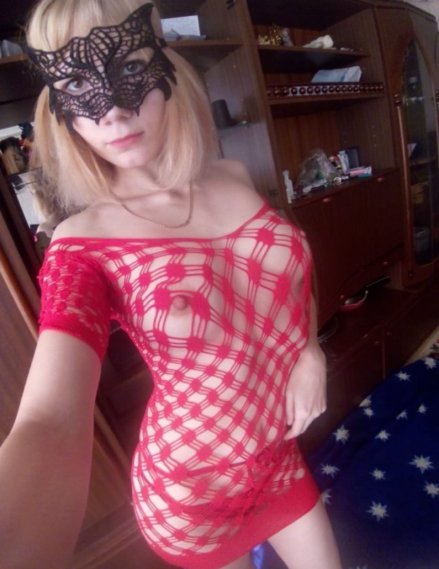   , , +7 (918) 972-2442